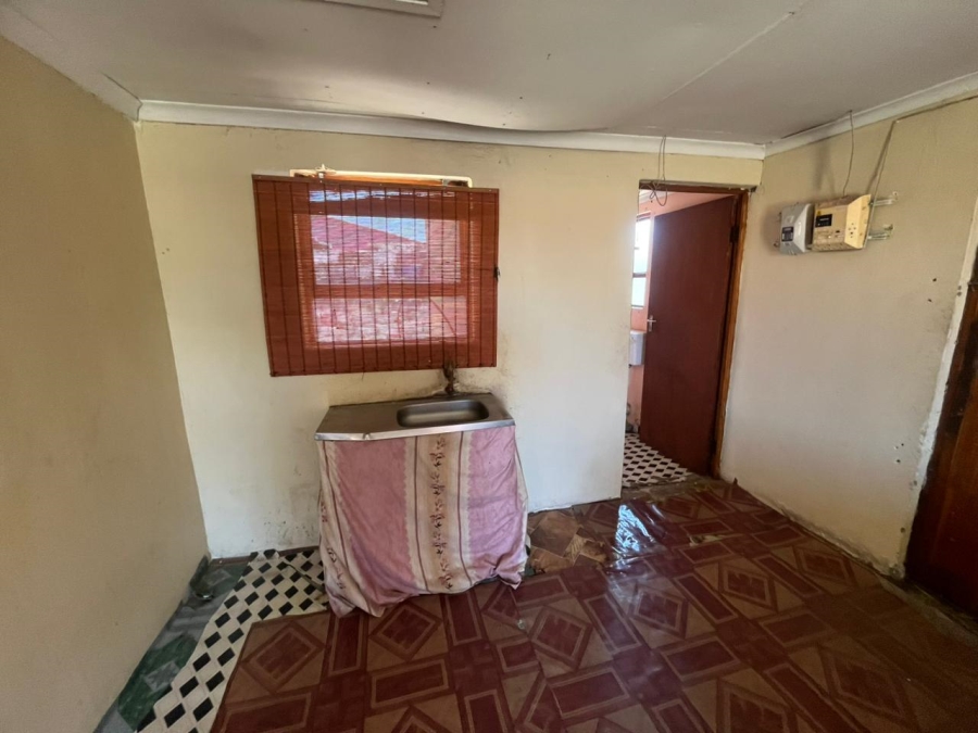 2 Bedroom Property for Sale in Kwazakhele Eastern Cape